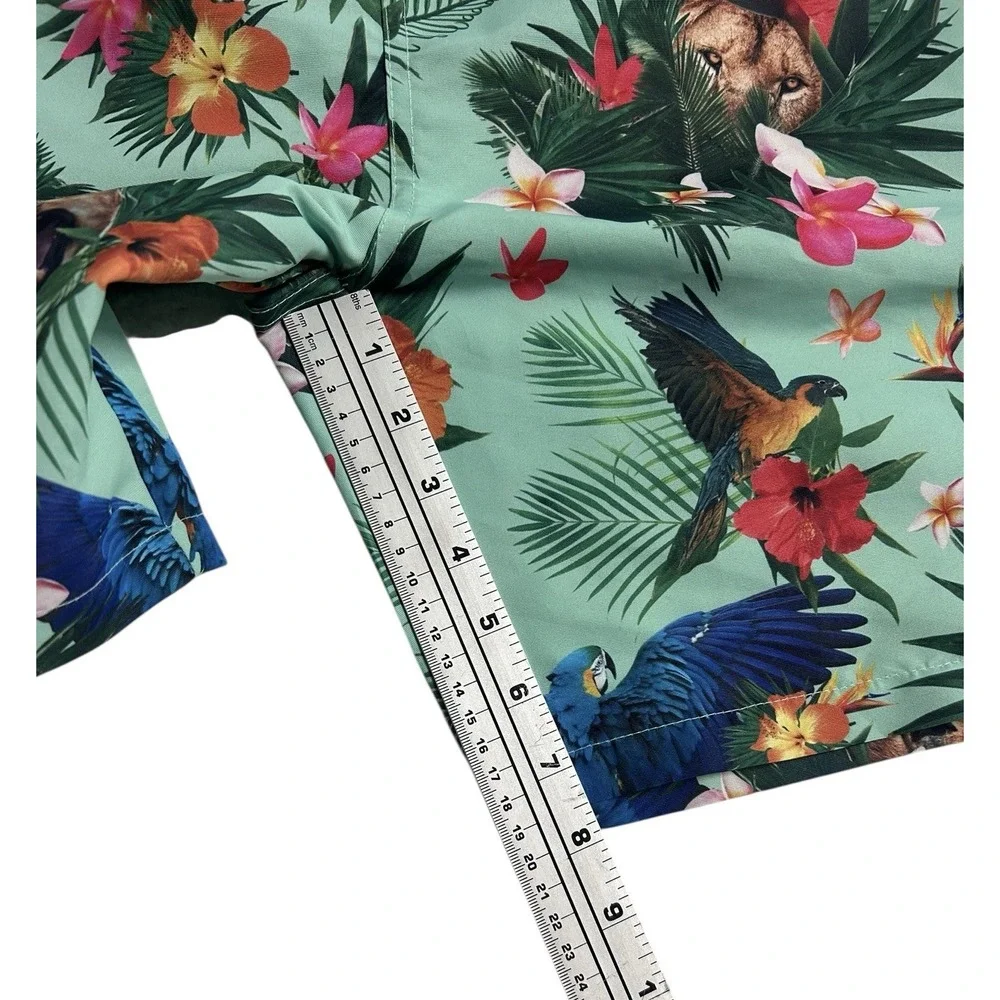 LRG Lifted Research Group Men's Hybrid Board Shorts Large Multicolor Lion Floral